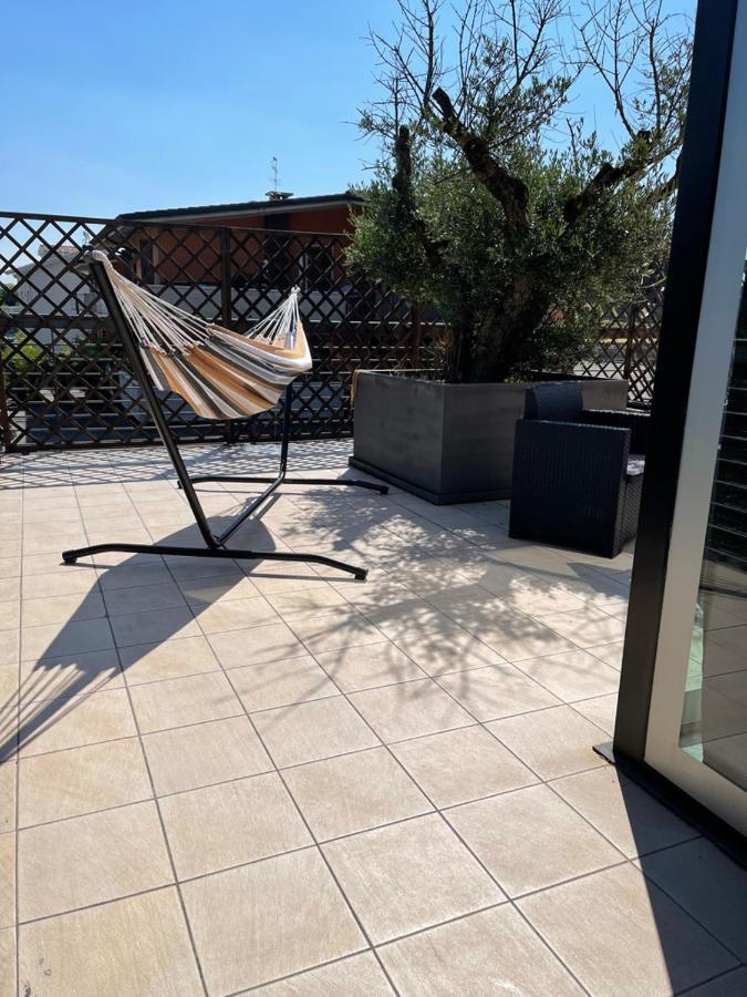 La Terrazza Sul Lago Peschiera del Garda Luaran gambar